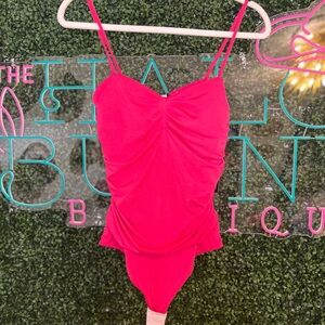 Express Bodysuit Body Contour Collection Pink Ruched‎ NWT Size M